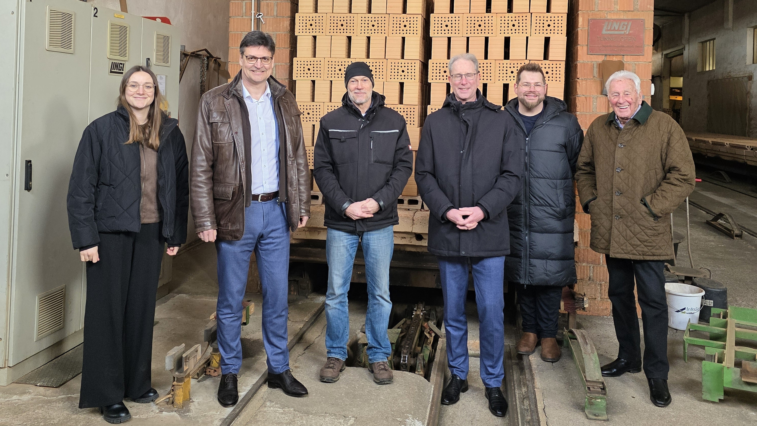 Besuch im Ziegelwerk Holzner in Aubenham
