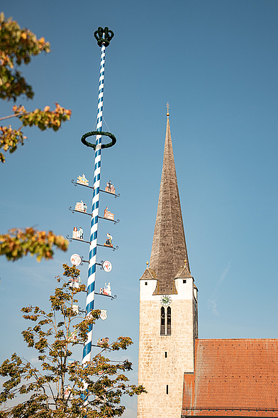 Oberneukirchen Maibaum, Kirche Oberneukirchen Maibaum, Kirche