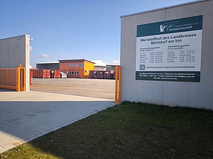 Wertstoffhof Mühldorf a. Inn in der Marie-Curie-Str. 1