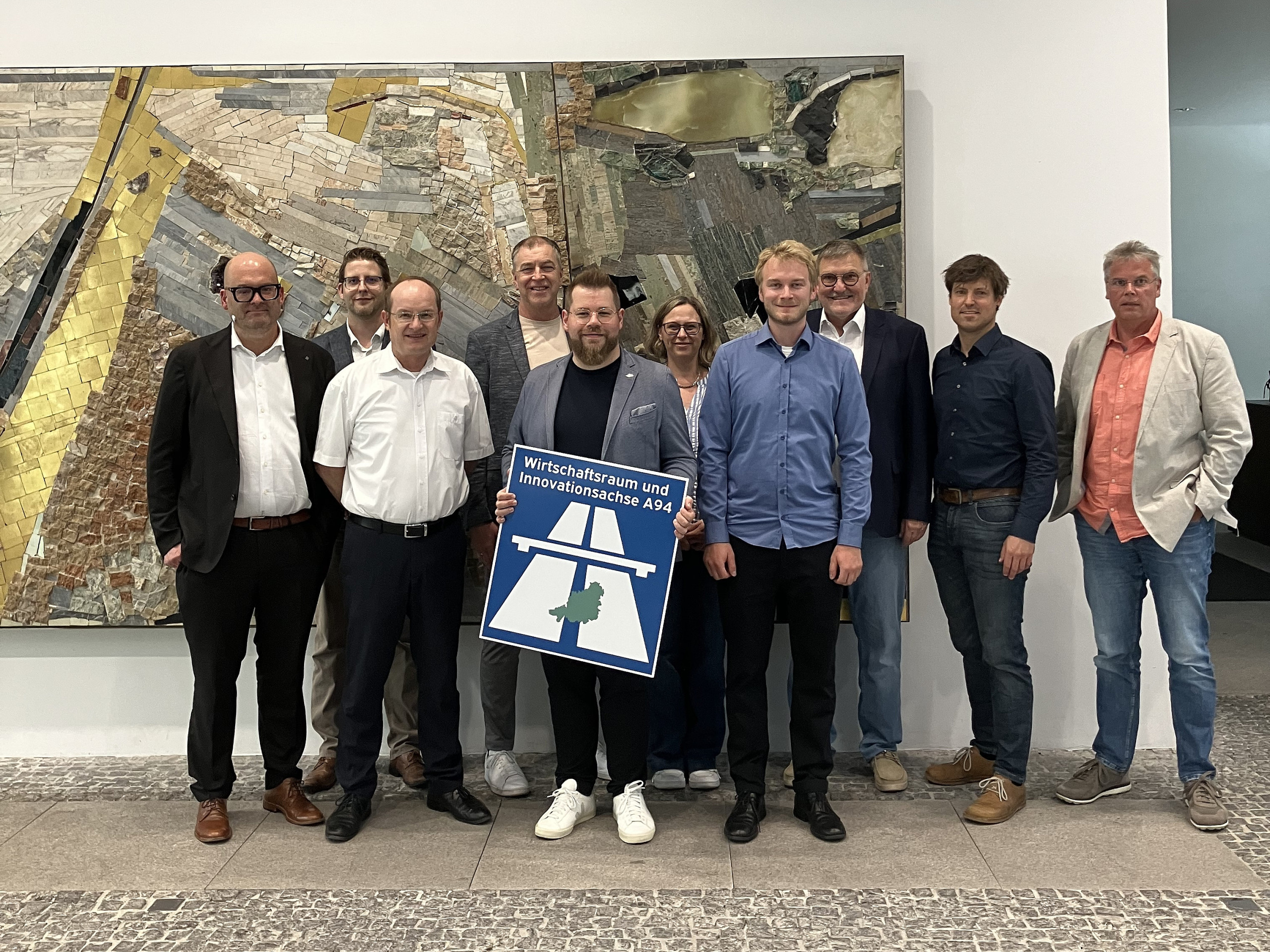 Gruppenbild im Staatsministerium für Bau