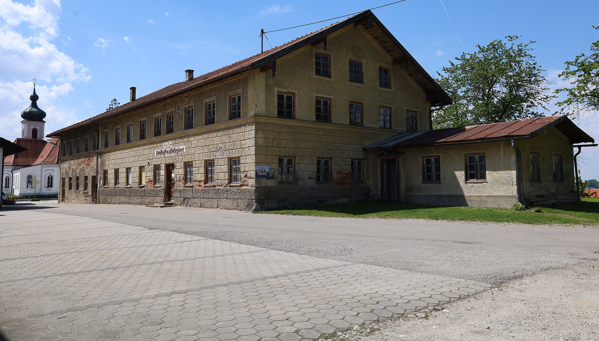 Gebäude