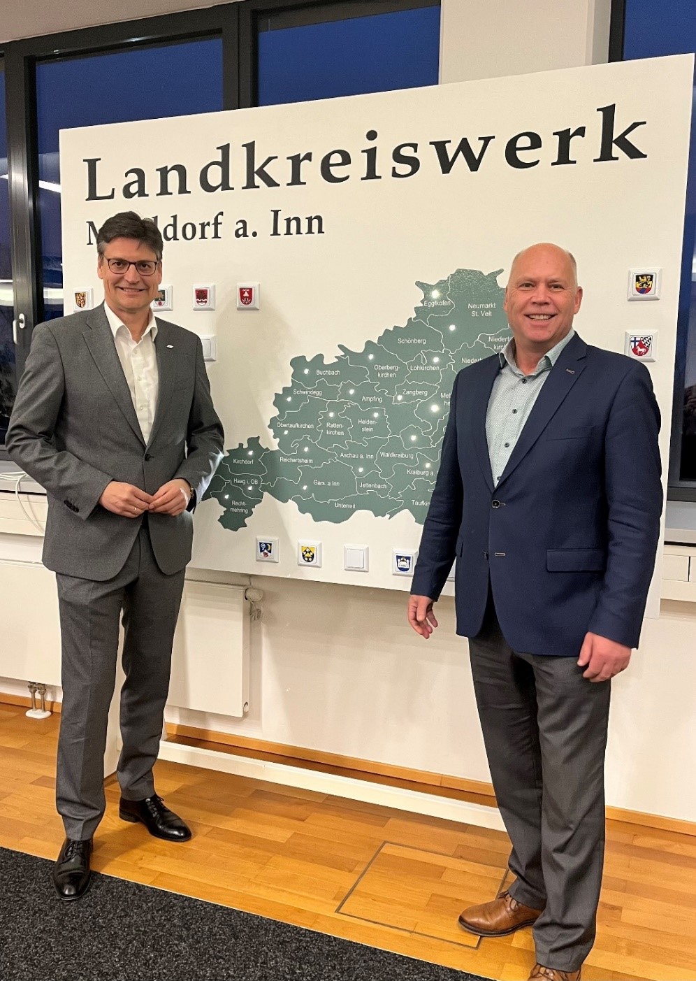 Verwaltungsratsvorsitzender Max Heimerl (links) und der stellvertretende Verwaltungsratsvorsitzende Rainer Greilmeier.