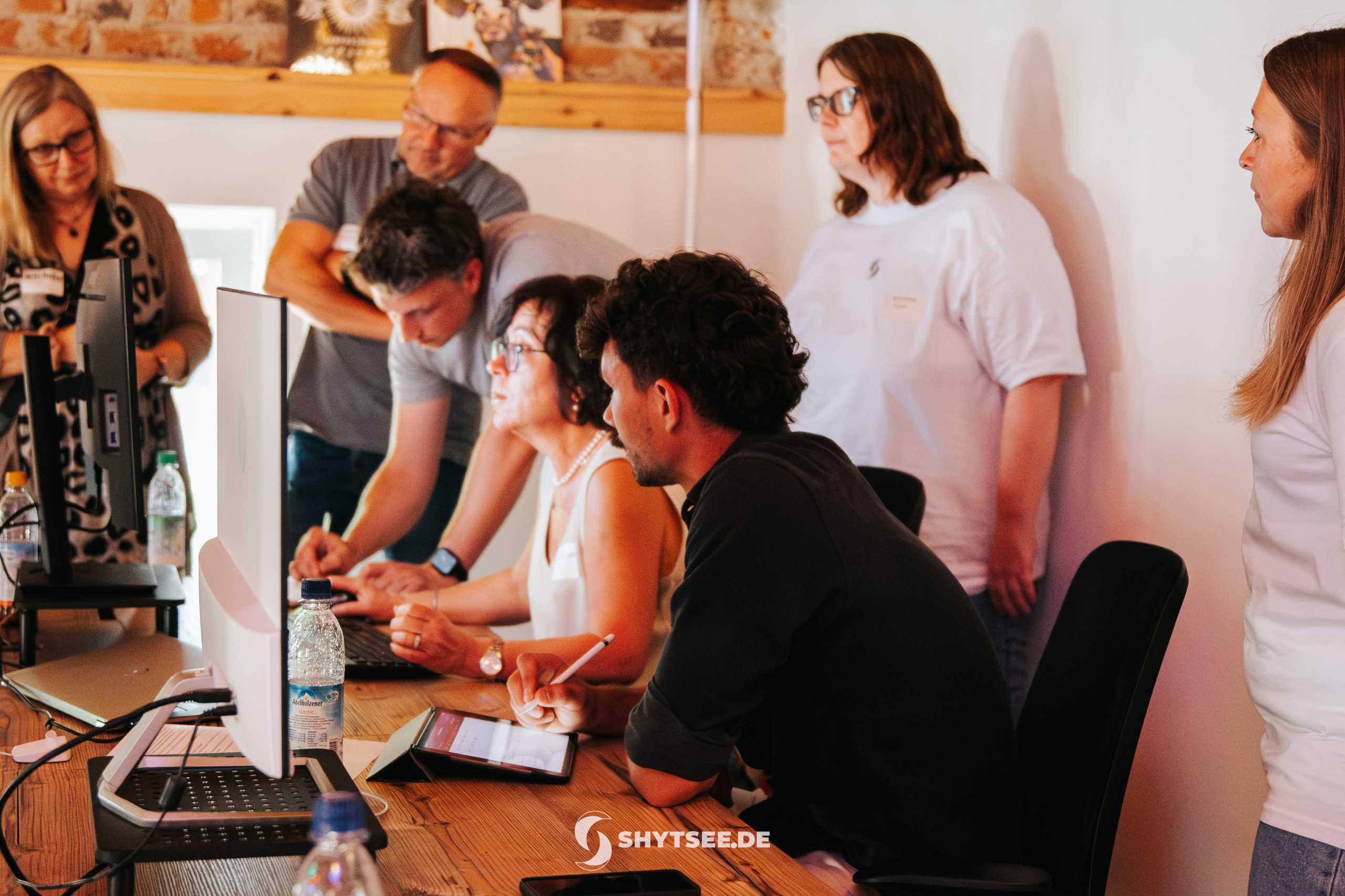 Teststation, an der eine neu entwickelte Software getestet wird. 