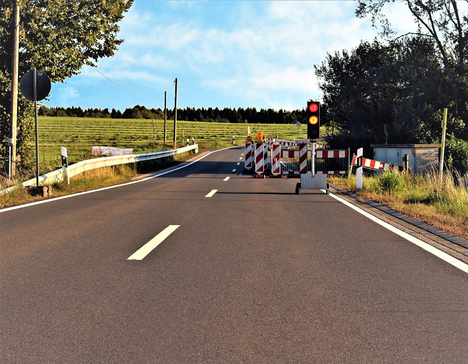 Straßensperrung mit Amepl