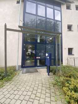 Hintereingang der Außenstelle Soziales und Senioren in der Schillerstr. 33