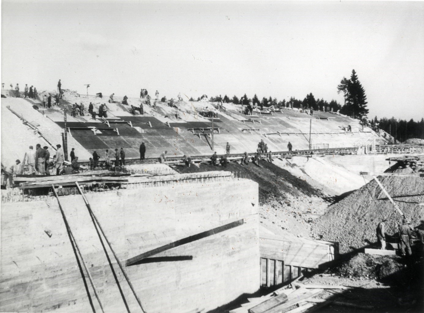 Die Bunkerbaustelle des KZ-Außenlagerkomplex Mühldorf 
